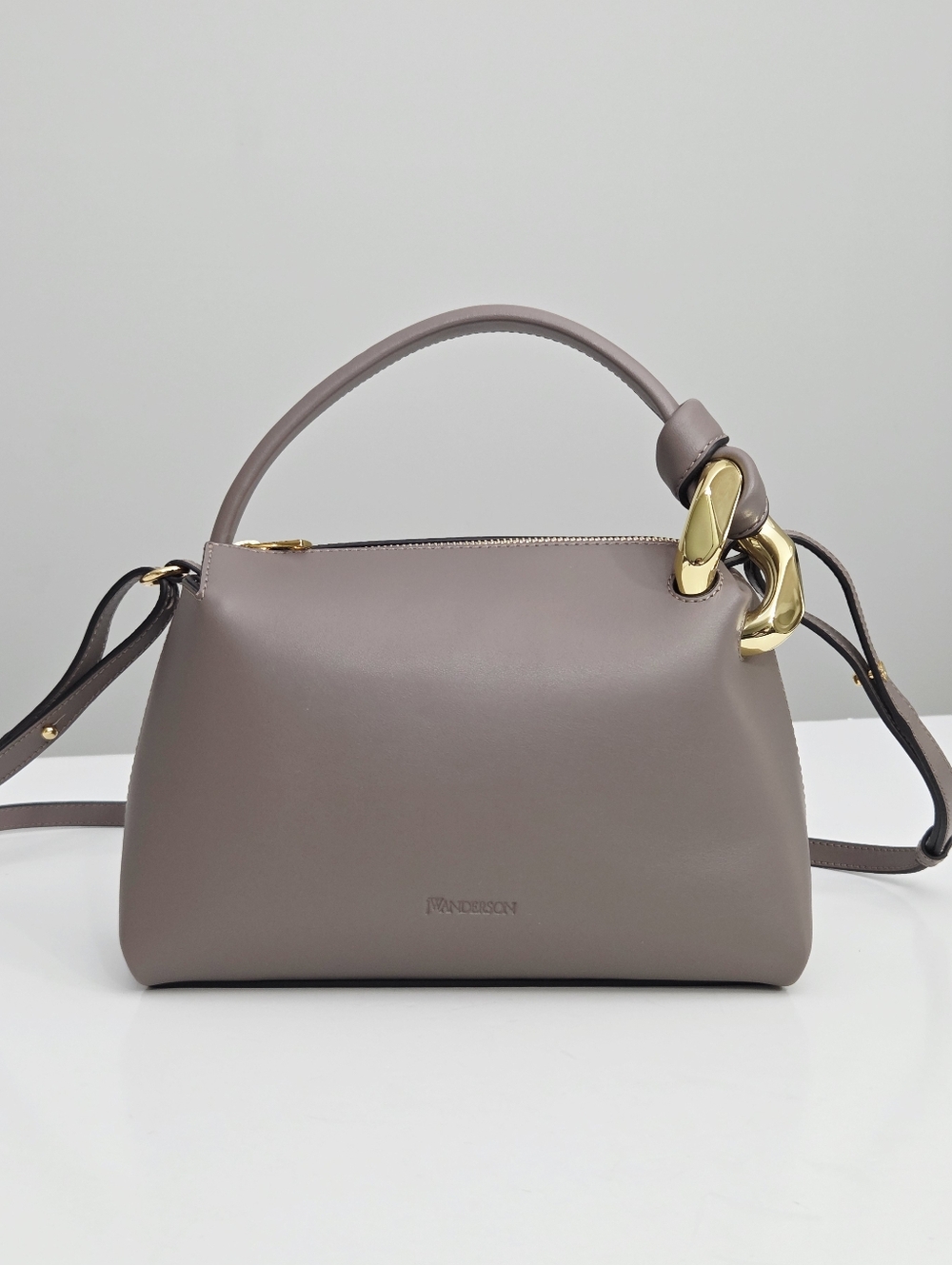 JW ANDERSON THE JWA SMALL CORNER BAG - TAUPE LEATHER - Picture 4 of 15